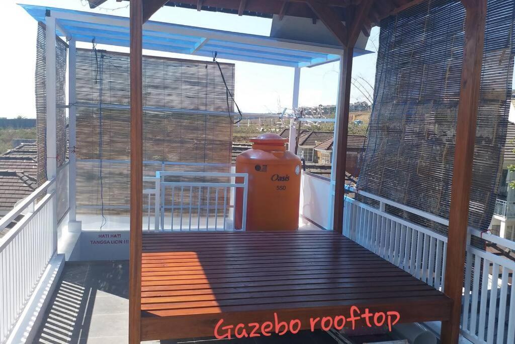 Villa Two One Exotic Private Pool Di Batu باتو المظهر الخارجي الصورة