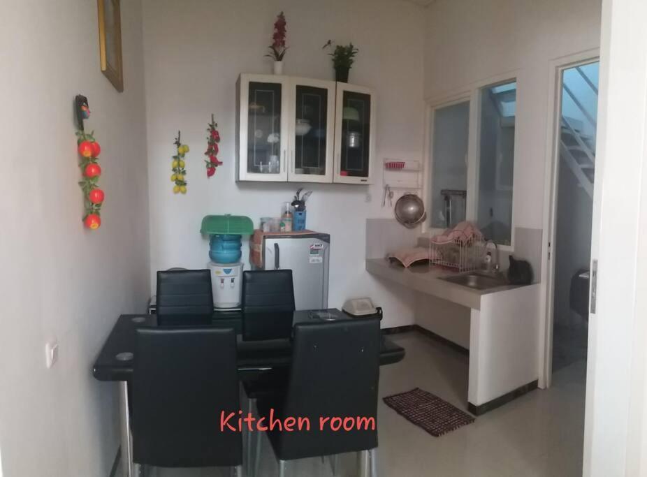 Villa Two One Exotic Private Pool Di Batu باتو المظهر الخارجي الصورة